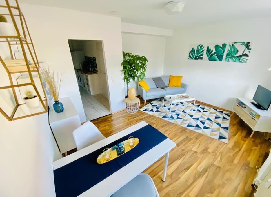 Moderne Wohnung In Vorstadtidylle Zu Bayreuth Heinersreuth Exterior foto